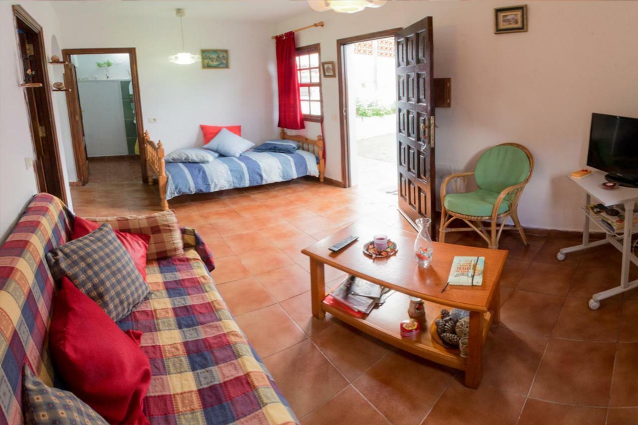 Bodega Goyo Apartment Puntallana Exterior photo