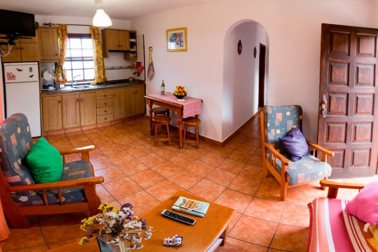 Bodega Goyo Apartment Puntallana Exterior photo